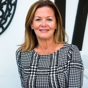 Meet your Posher, Charlotte